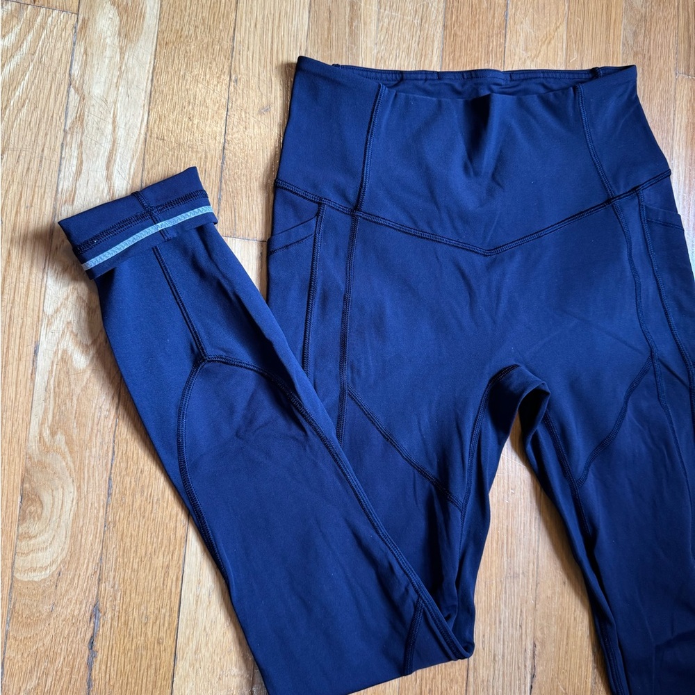Lululemon navy all the right places